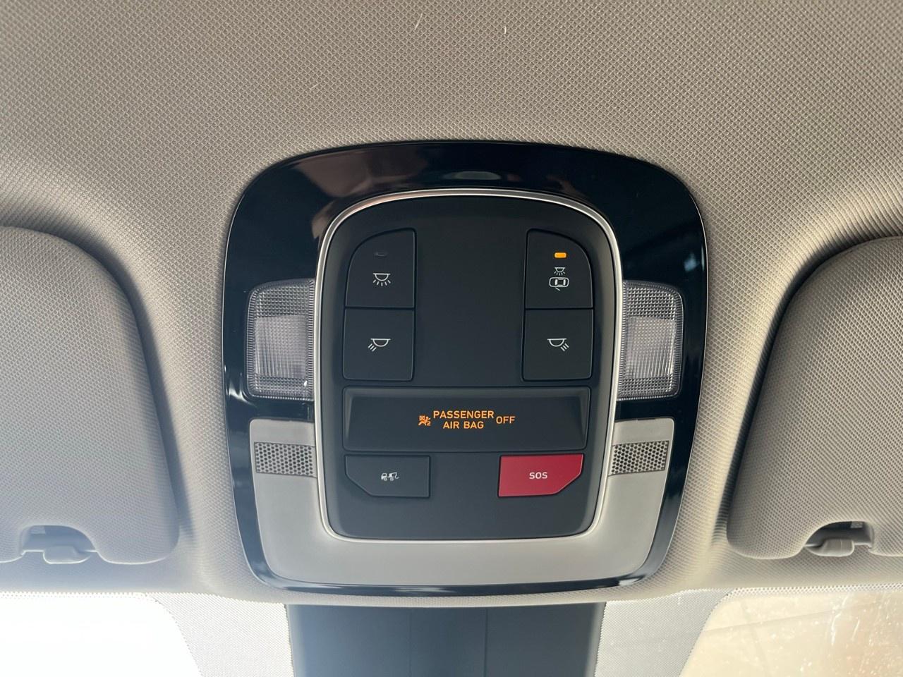 2023 Hyundai Santa Fe Preferred AWD Photo