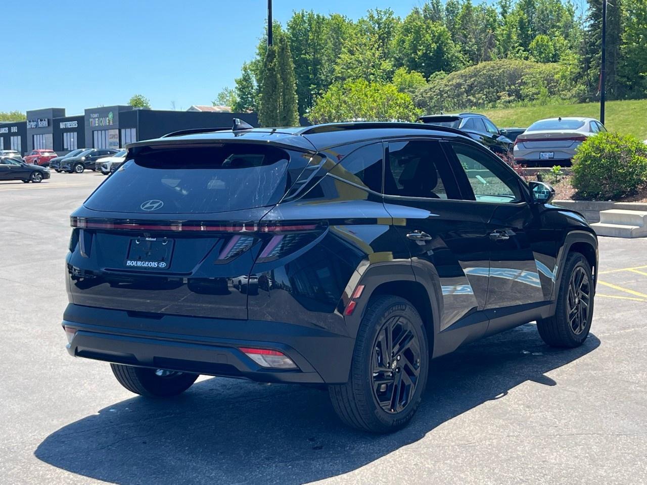 2026 Hyundai Tucson Hybrid Night Edition AWD Photo