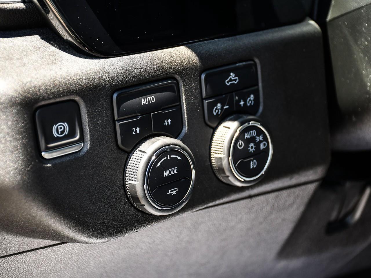 2023 Chevrolet Silverado 1500 RST Photo