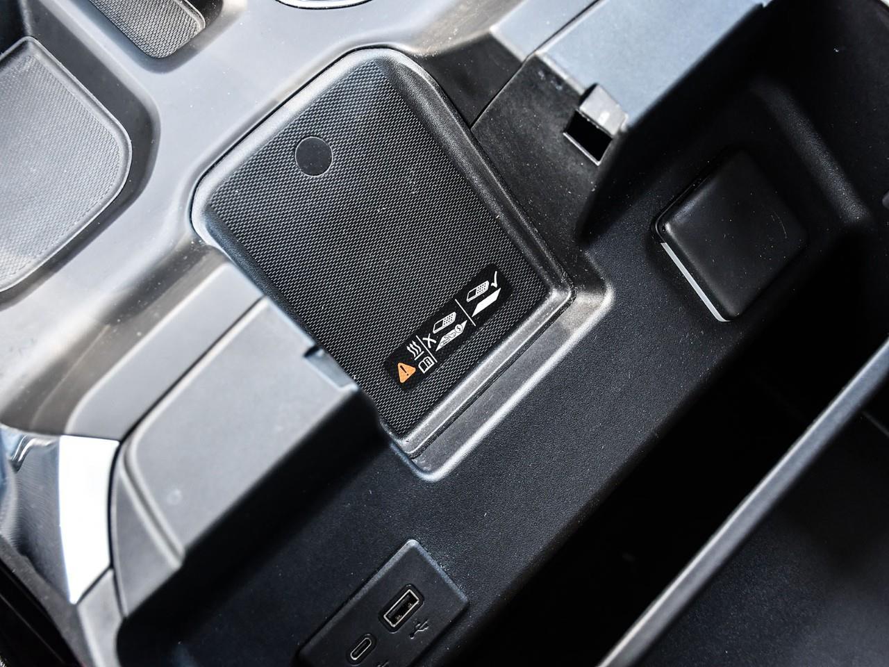 2023 Chevrolet Silverado 1500 RST Photo