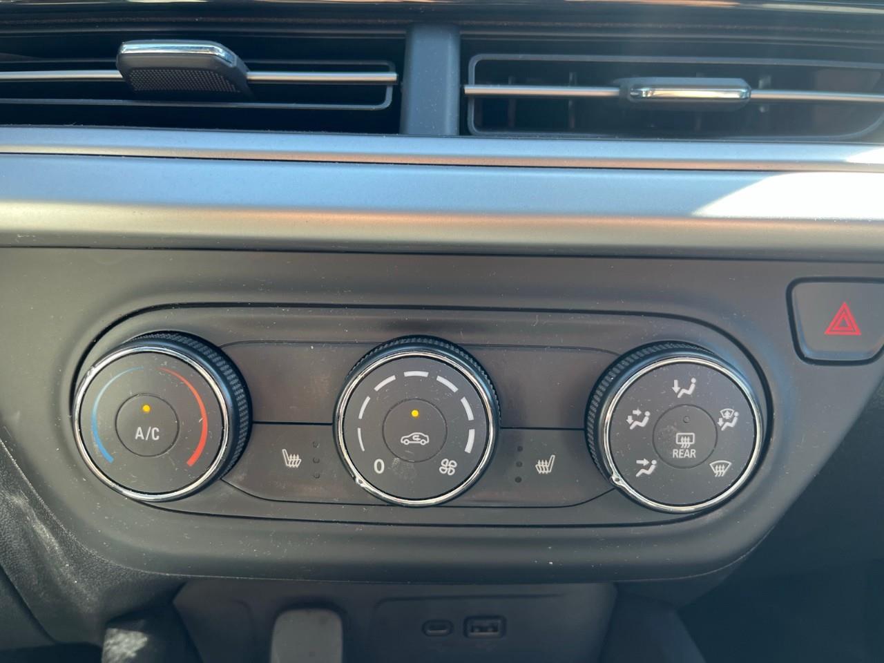2025 Chevrolet Trax 1RS Remote Start | One Owner Photo