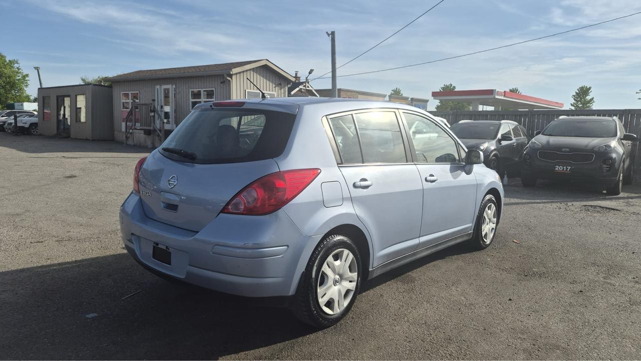 2011 Nissan Versa 1.8 S, HATCH, GREAT SHAPE, NOT CVT, CERTIFIED Photo