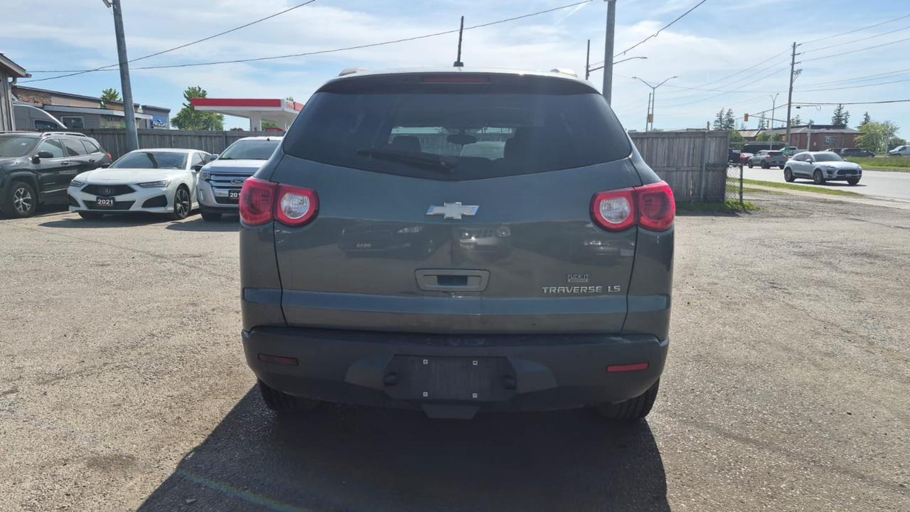 2011 Chevrolet Traverse LS, 7 PASSENGER, GREAT SHAPE, NEWER TIRES, AS IS Photo