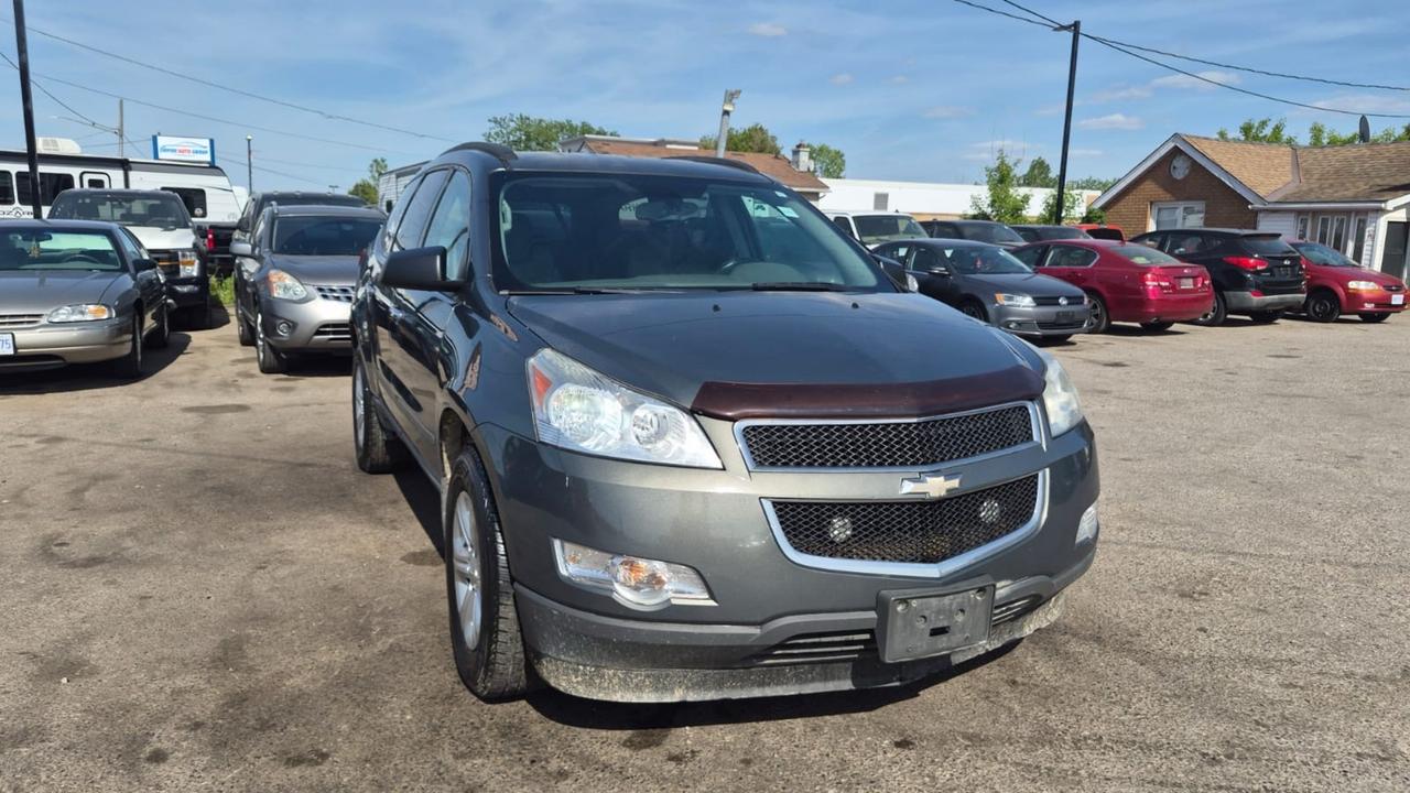 2011 Chevrolet Traverse LS, 7 PASSENGER, GREAT SHAPE, NEWER TIRES, AS IS Photo