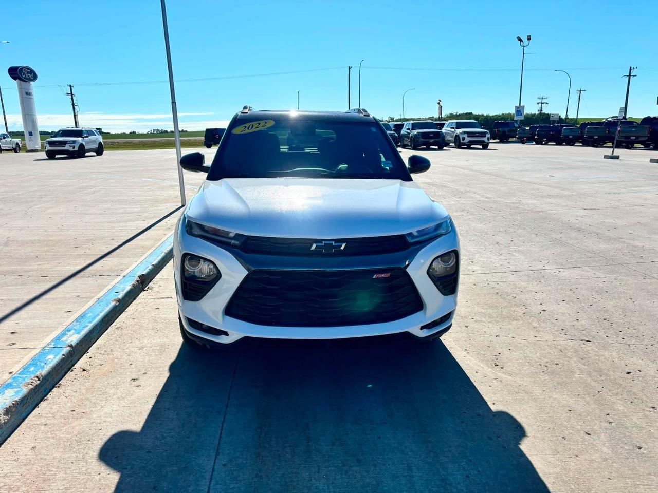 2022 Chevrolet TrailBlazer RS AWD 4dr Photo2