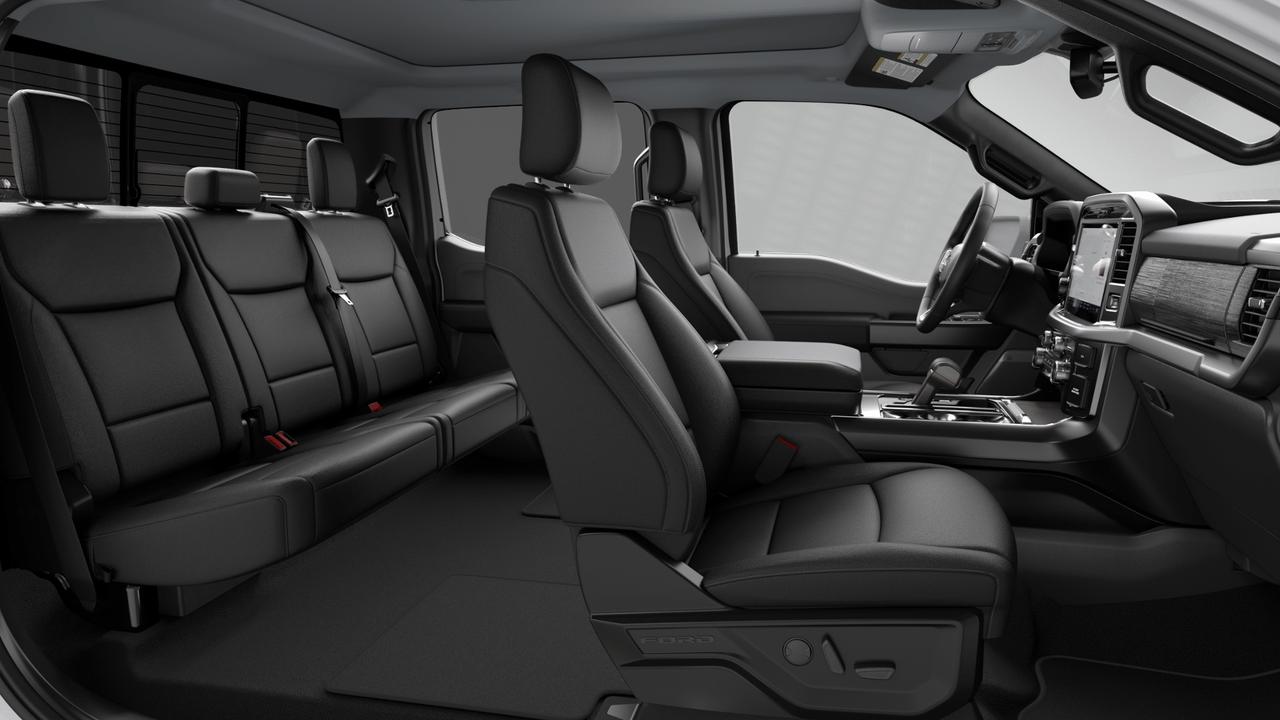 2026 Ford F-150 XLT Photo5