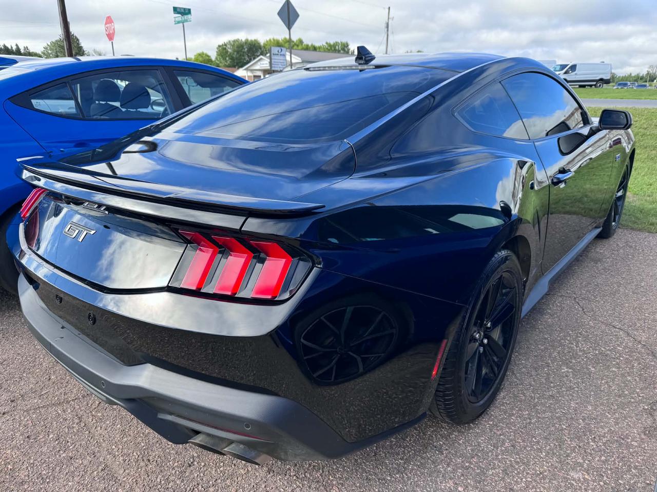 2024 Ford Mustang GT Photo4