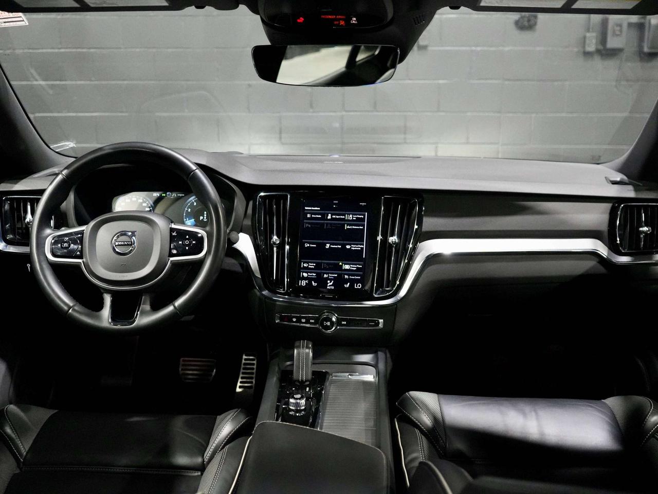 2022 Volvo S60 R-Design|HUD|360CAM|HARMAN K|PANO|DRIVE ASISST|B5 Photo