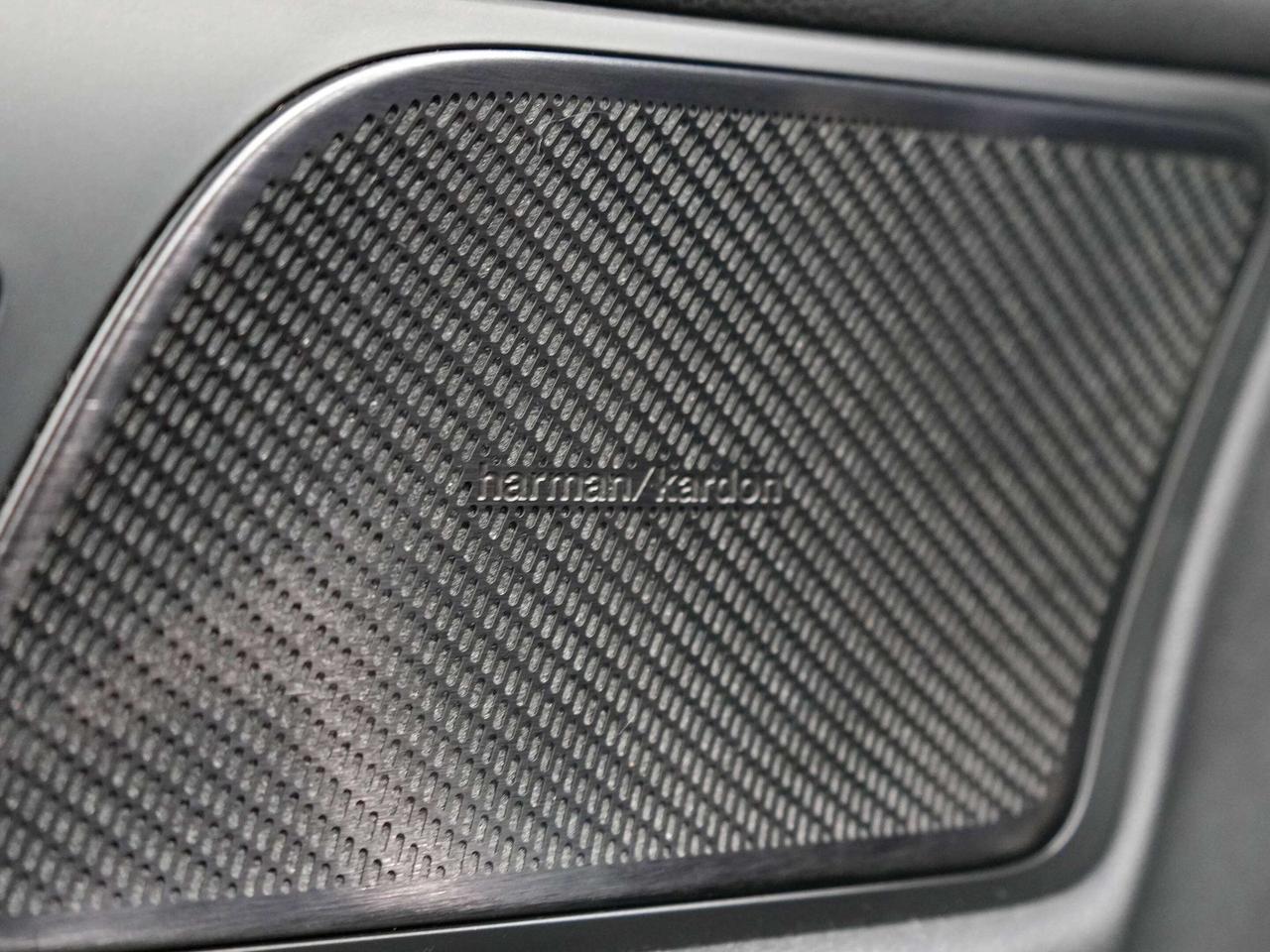 2022 Volvo S60 R-Design|HUD|360CAM|HARMAN K|PANO|DRIVE ASISST|B5 Photo
