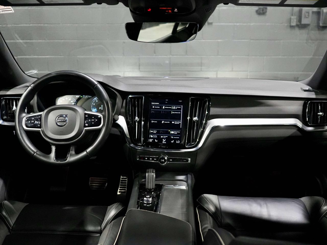 2022 Volvo S60 R-Design|HUD|360CAM|HARMAN K|PANO|DRIVE ASISST|B5 Photo