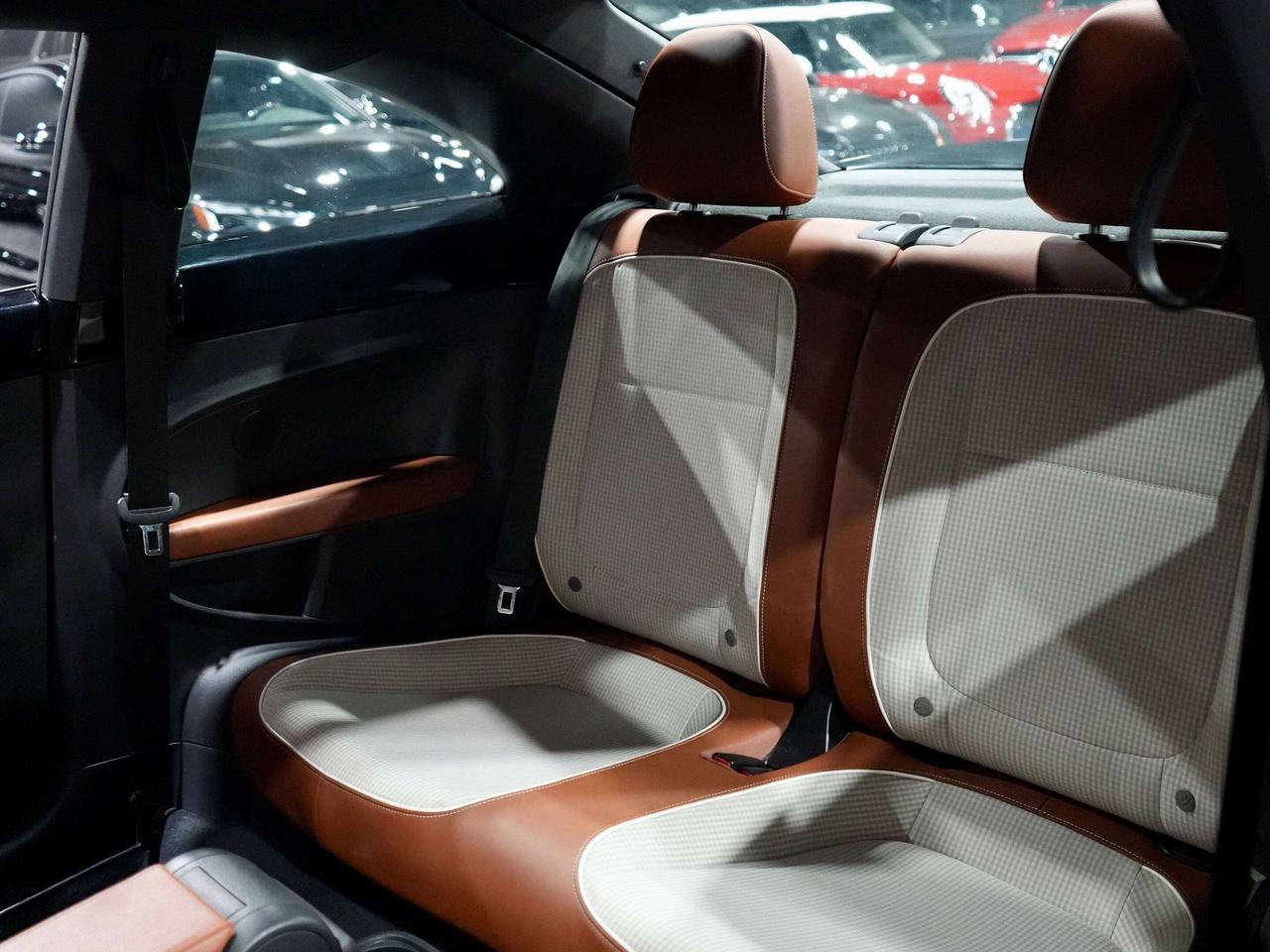 2016 Volkswagen Beetle Comfortline|SUNROOF|Heated seats Photo