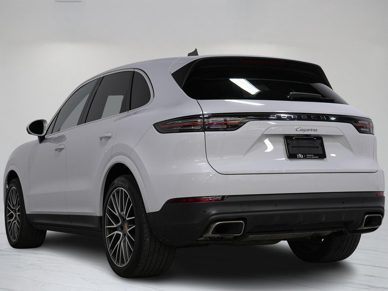 2022 Porsche Cayenne PREMIUM PLUS PKG | HUD | PANO | BOSE | 21 IN Photo4