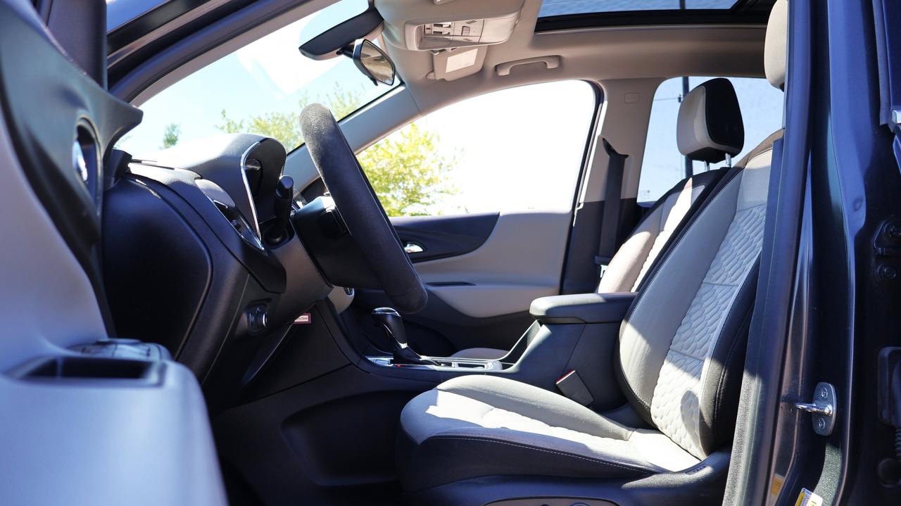 2019 Chevrolet Equinox LT | | Keyless Start | Photo