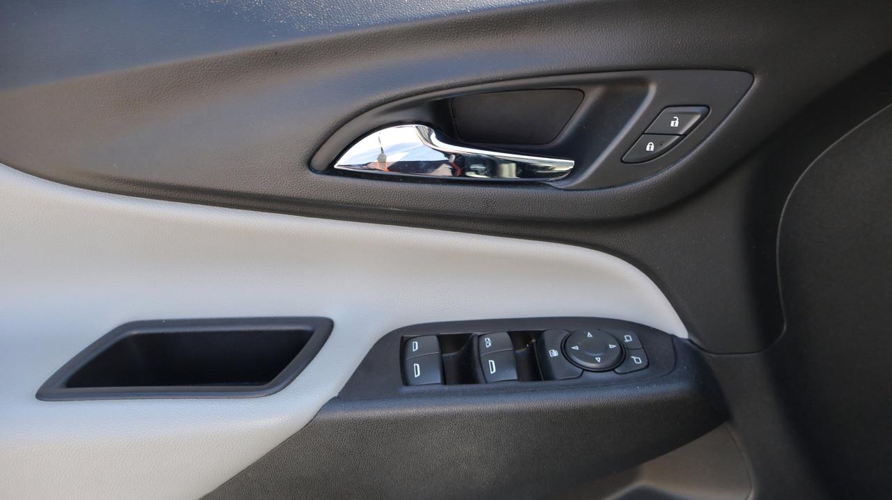 2019 Chevrolet Equinox LT | | Keyless Start | Photo