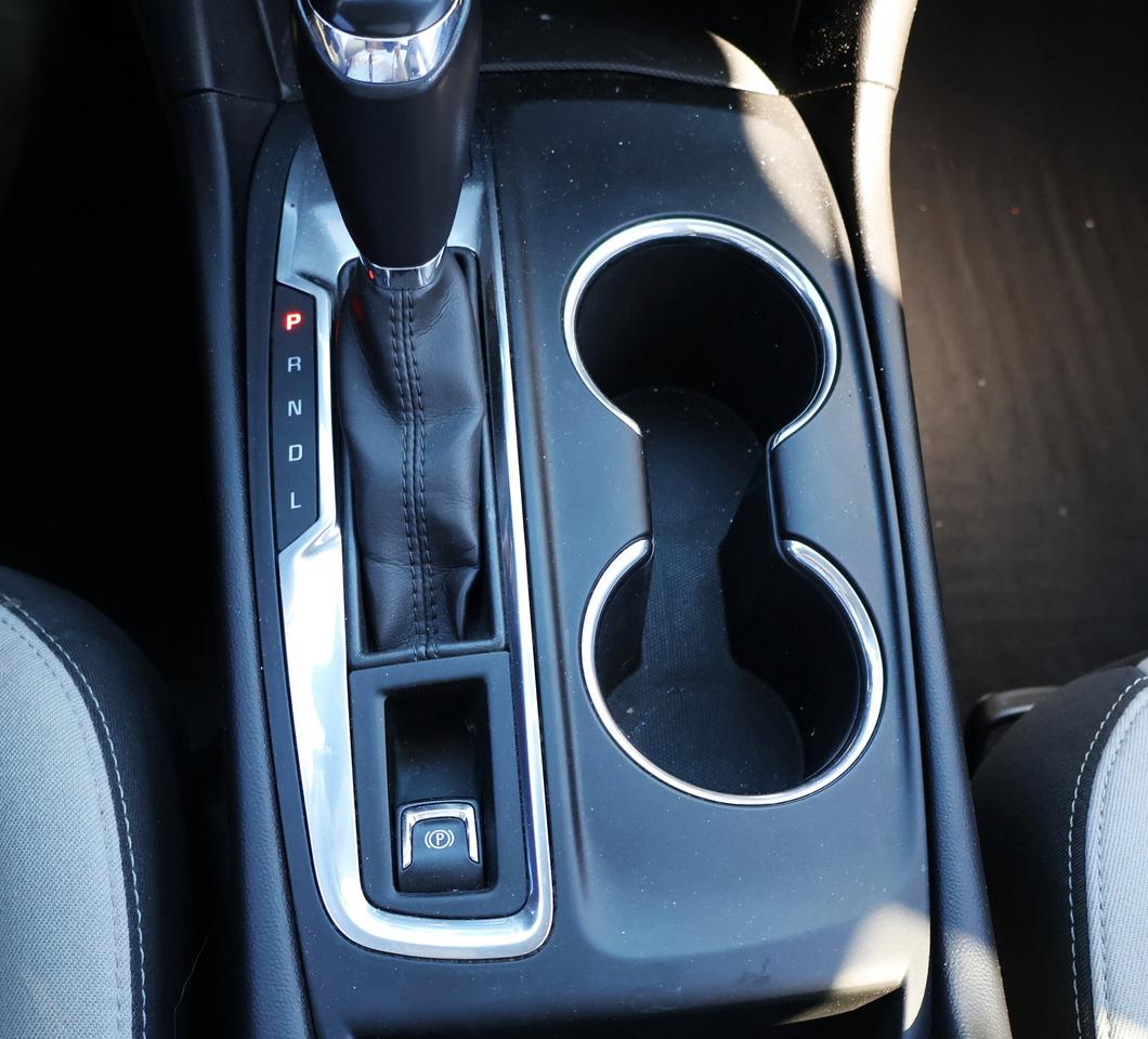 2019 Chevrolet Equinox LT | | Keyless Start | Photo
