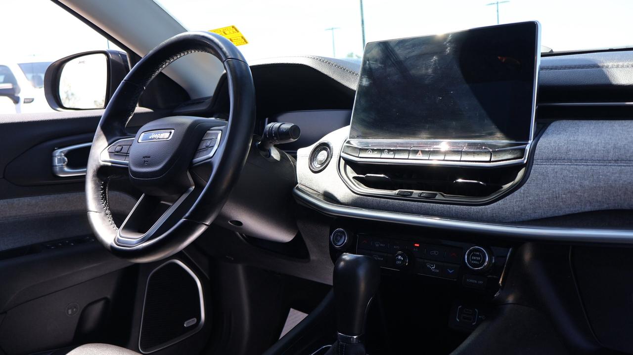 2022 Jeep Compass North | | Heated Steering | Photo