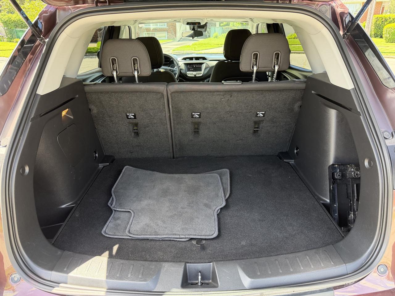 2023 Chevrolet TrailBlazer AWD 4dr LT Photo