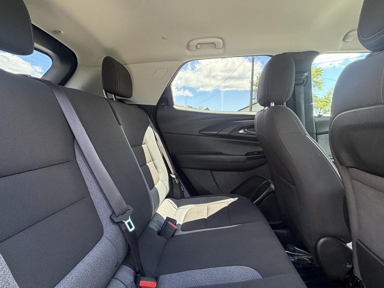 2023 Chevrolet TrailBlazer AWD 4dr LT Photo