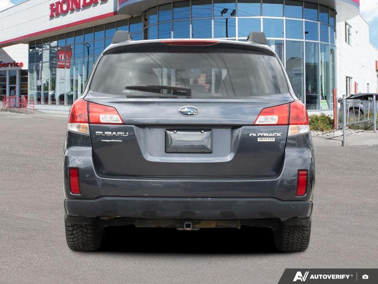 2012 Subaru Outback  Photo
