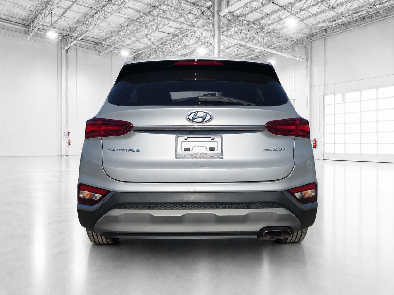 2019 Hyundai Santa Fe 2.0T Ultimate | Vented Leather | Panoroof | AWD Photo