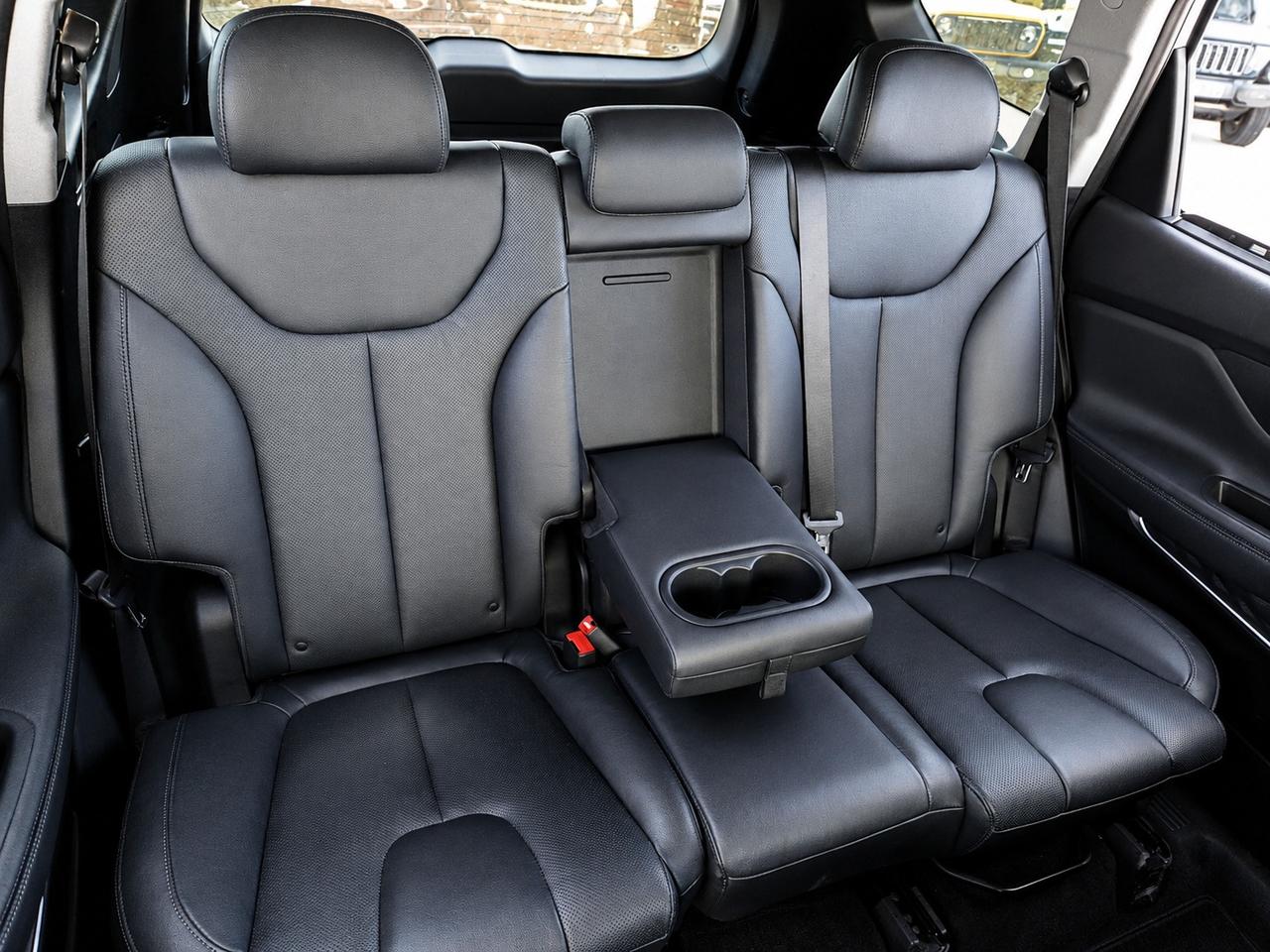 2019 Hyundai Santa Fe 2.0T Ultimate | Vented Leather | Panoroof | AWD Photo