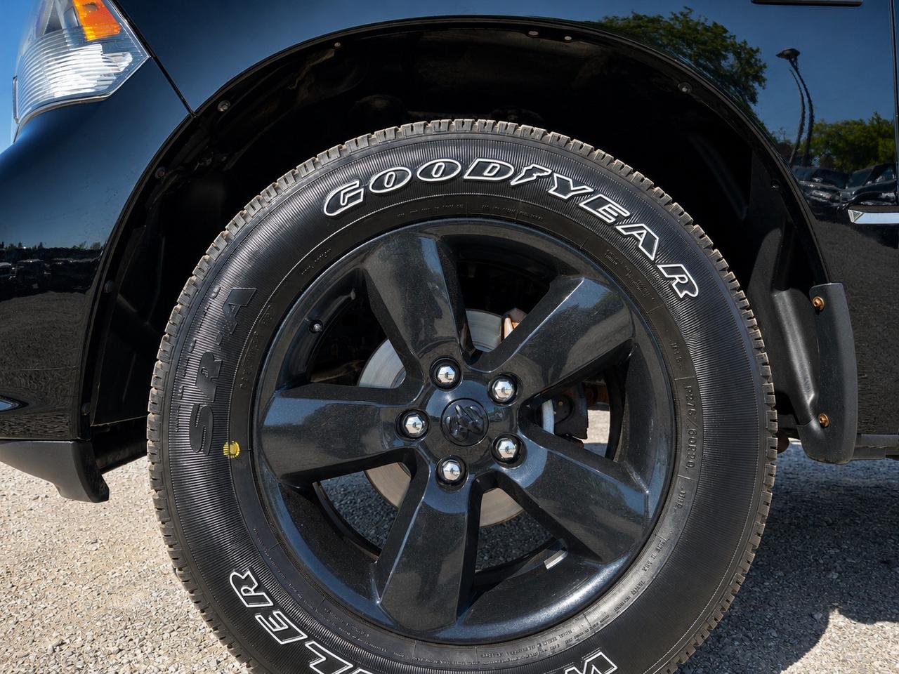 2023 RAM 1500 Classic Night Edition Quad V8 | Sub Zero Pkg | 4X4 Photo