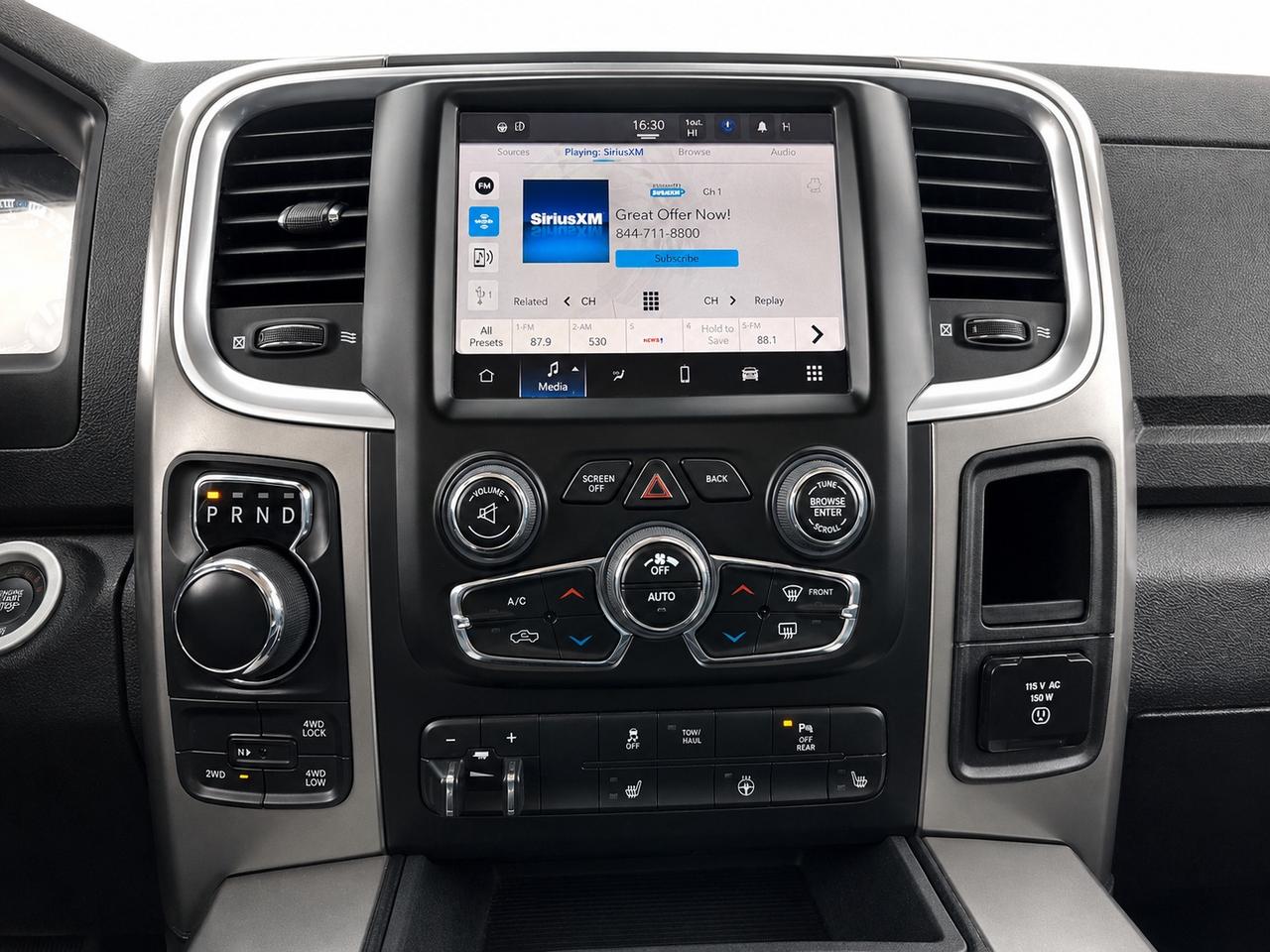 2022 RAM 1500 Classic SLT Quad V6 | Black Appearance | Alpine | 4X4 Photo