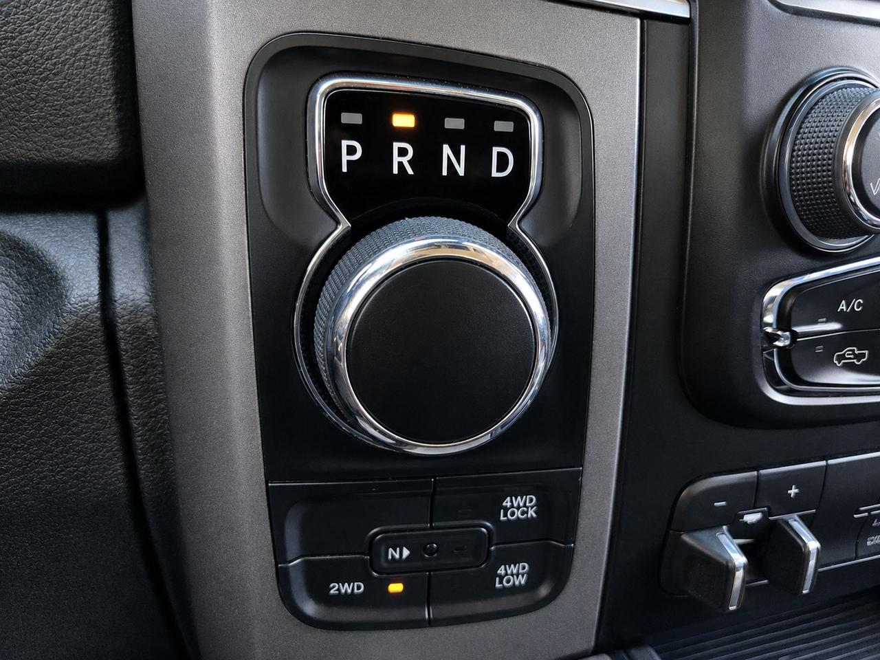 2022 RAM 1500 Classic SLT Quad V6 | Black Appearance | Alpine | 4X4 Photo