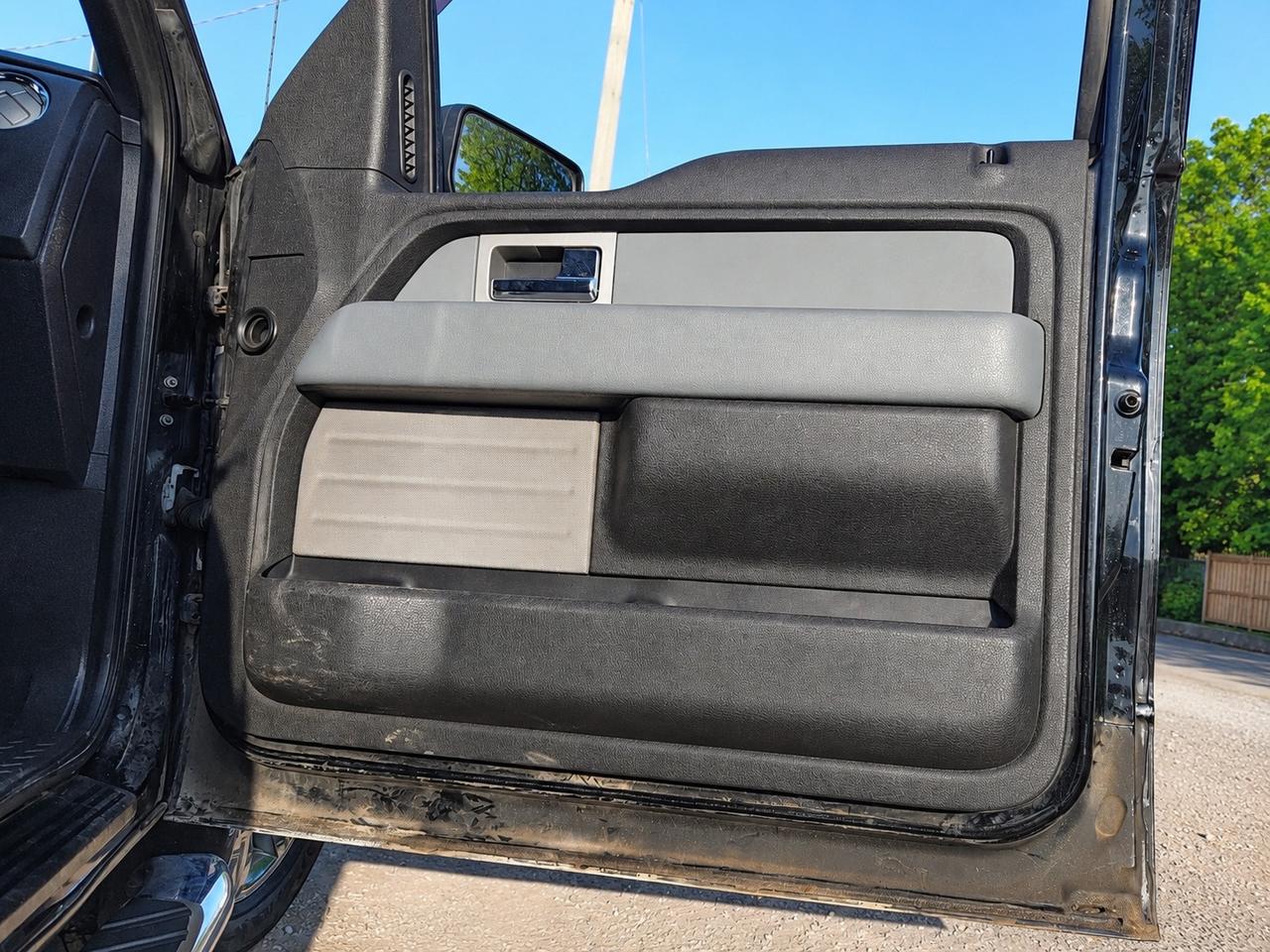 2011 Ford F-150 XLT SuperCab V8 | XTR Pkg | AS IS | 4X4 Photo