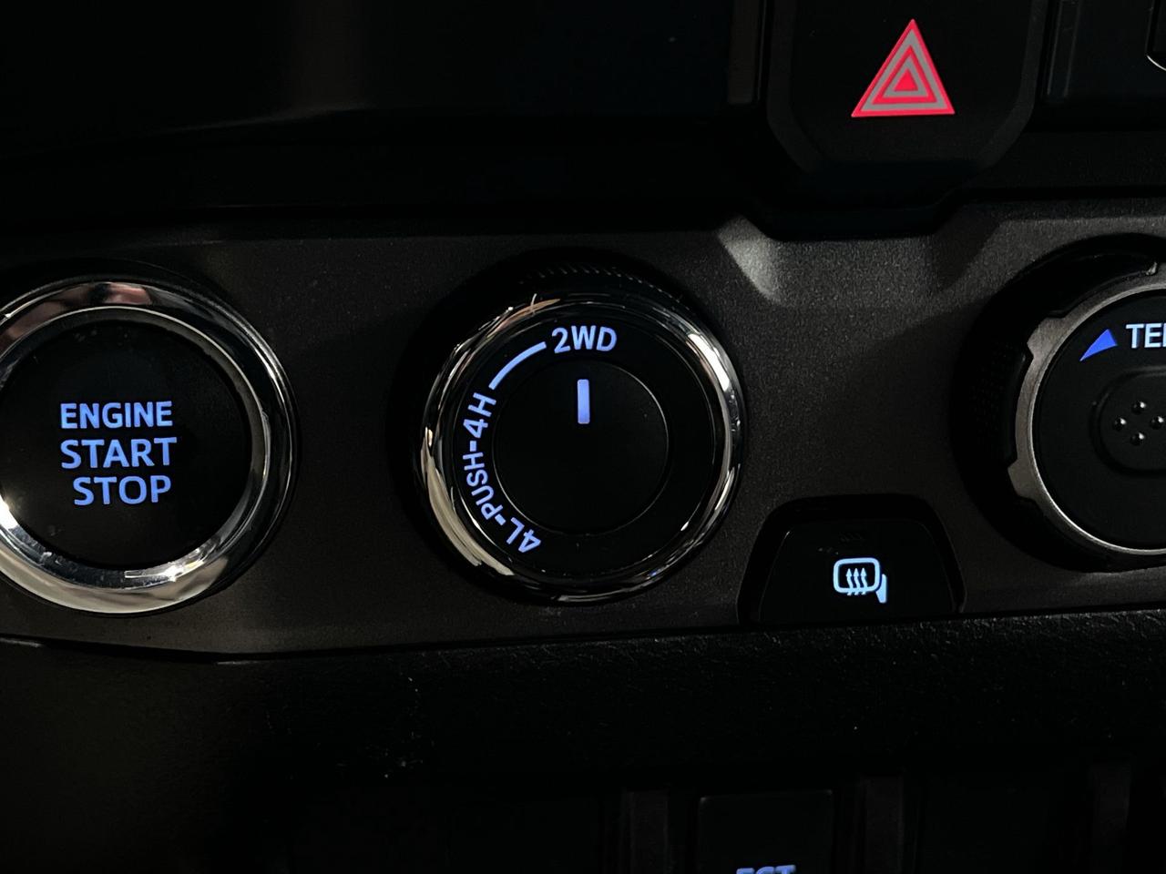 2021 Toyota Tacoma TRD SPORT 4X4 | DBL CAB | HTD SEATS |CARPLAY Photo