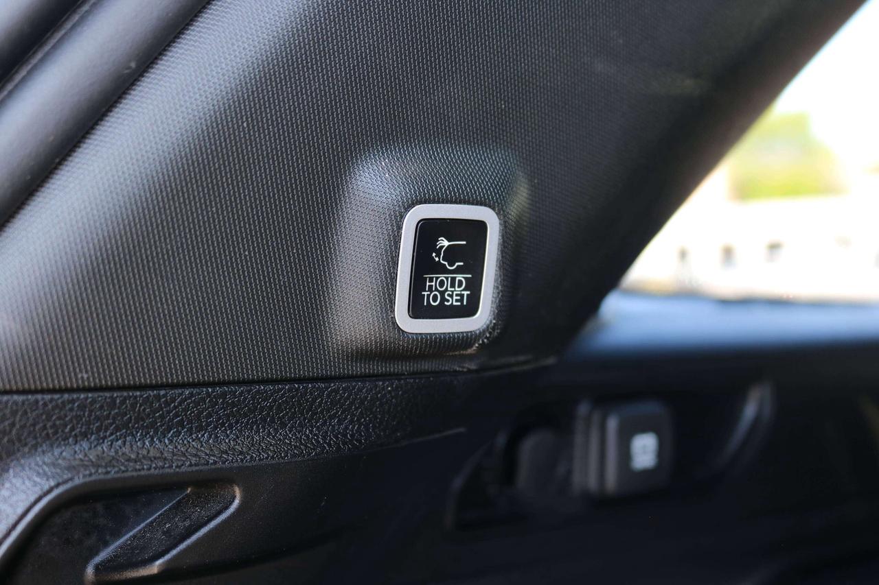 2023 Jeep Grand Cherokee Altitude | SUNROOF | BLIND SPOT | REMOTE START | Photo