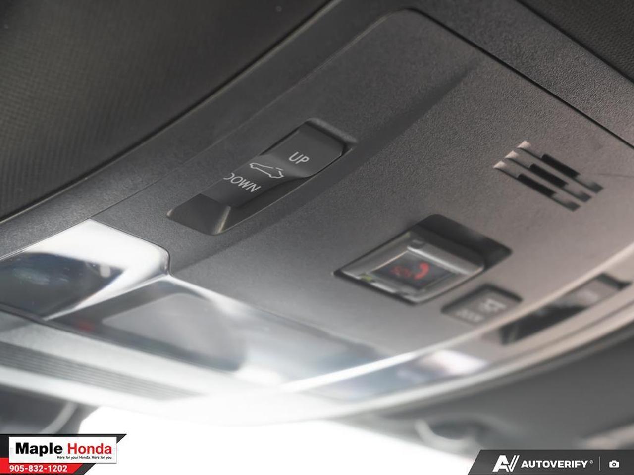 2024 Lexus IS Perforated Leather Seats| Apple CarPlay/Android Au Photo