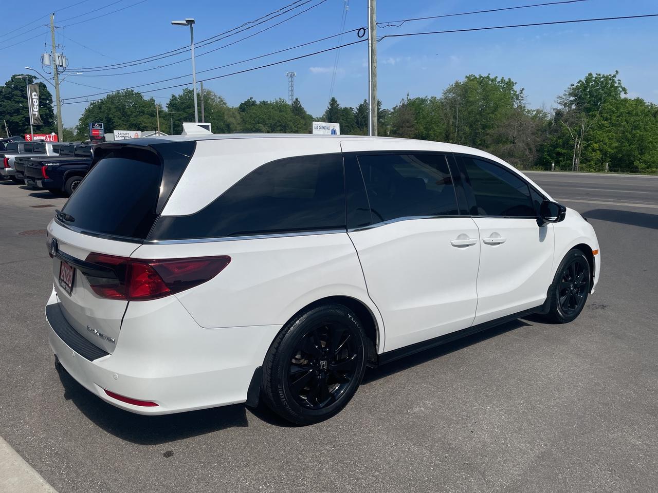 2023 Honda Odyssey Black Edition Photo