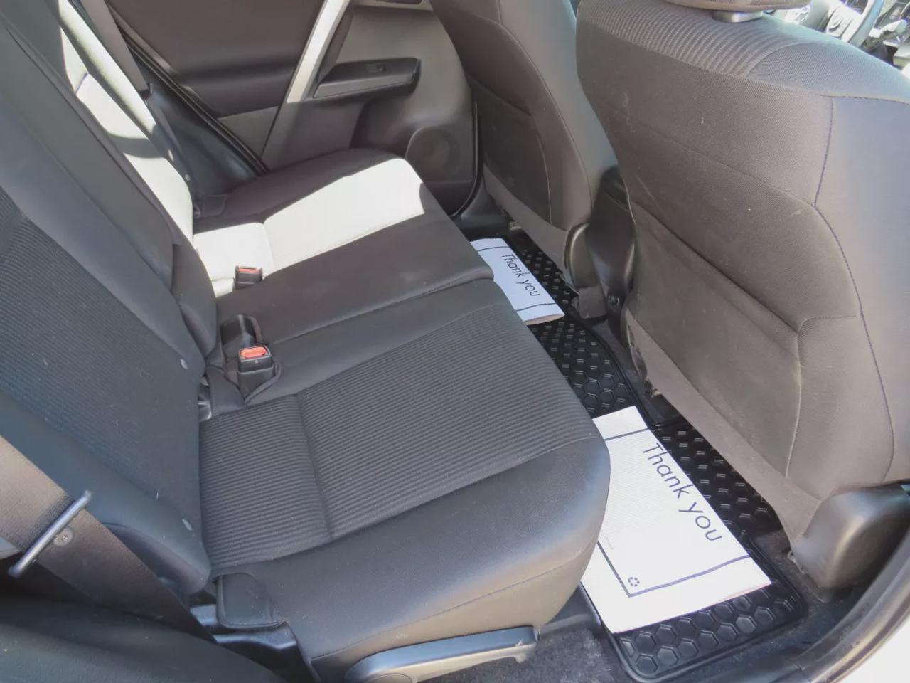 2018 Toyota RAV4 LE | LOW KM!! | Clean Carfax Report | Alloy Rims | Reverse Camera | Lane Assist | Heated Seats | Eco+Sport Modes | Photo