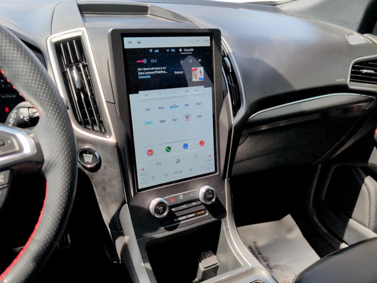 2024 Ford Edge ST Line Photo