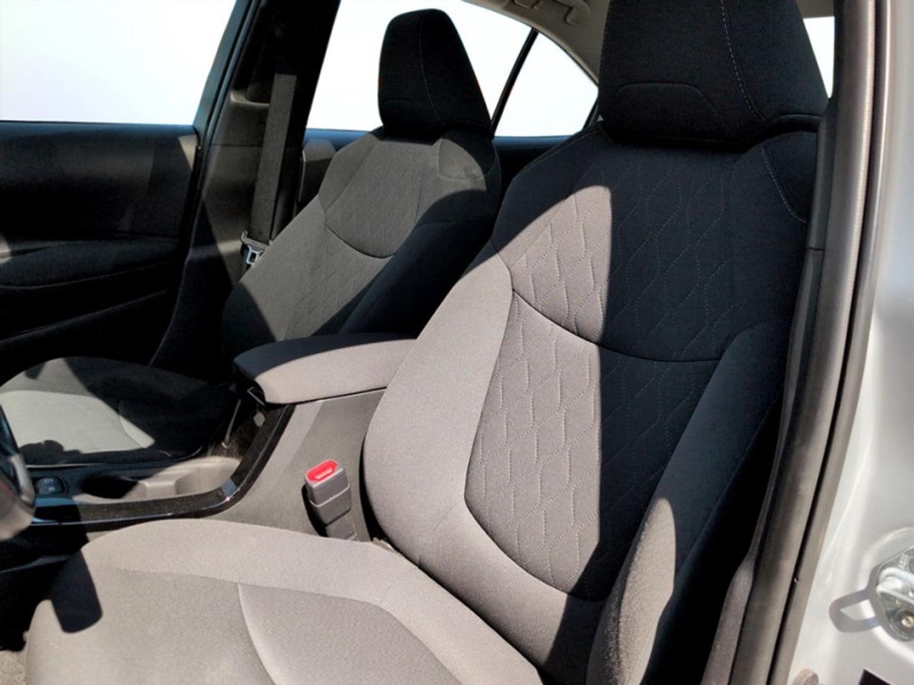 2020 Toyota Corolla LE UPGRADE PACKAGE Photo