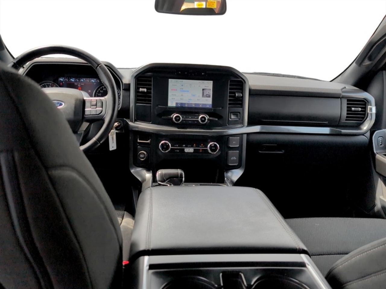 2023 Ford F-150 XLT w/Sport Pkg  **CLEAN CARFAX - 2WD** Photo