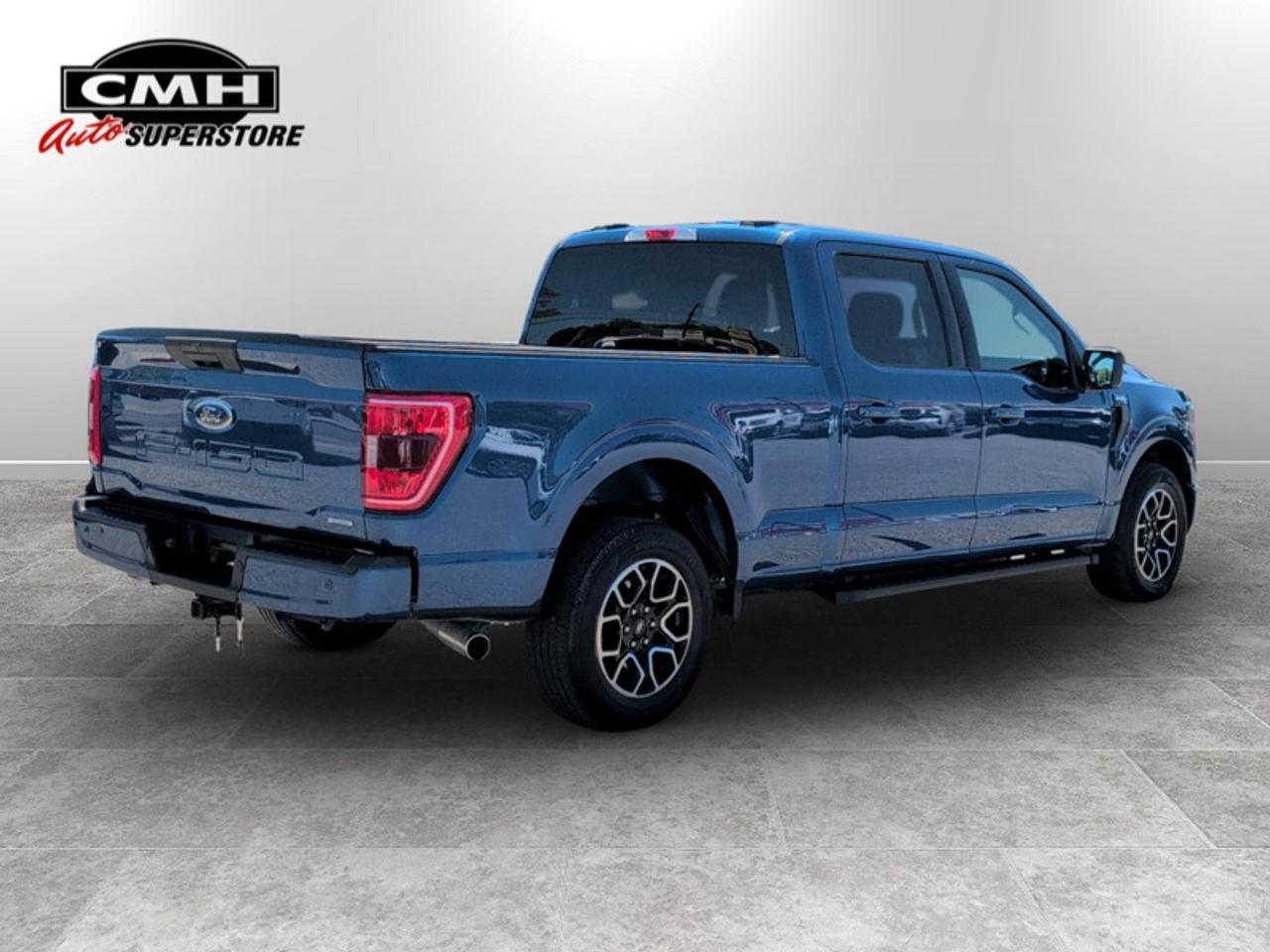 2023 Ford F-150 XLT w/Sport Pkg  **CLEAN CARFAX - 2WD** Photo4