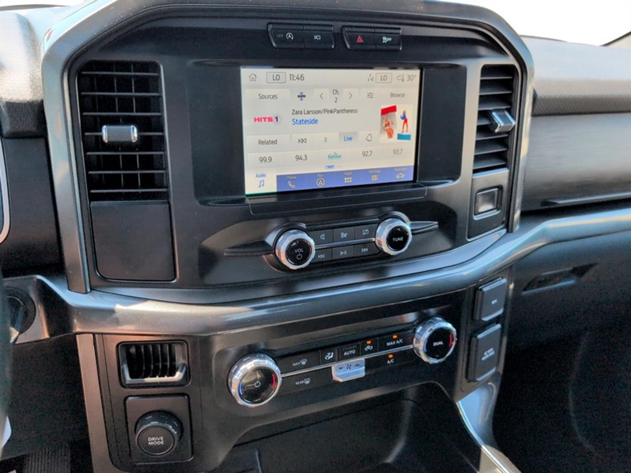 2023 Ford F-150 XLT w/Sport Pkg  **CLEAN CARFAX - 2WD** Photo