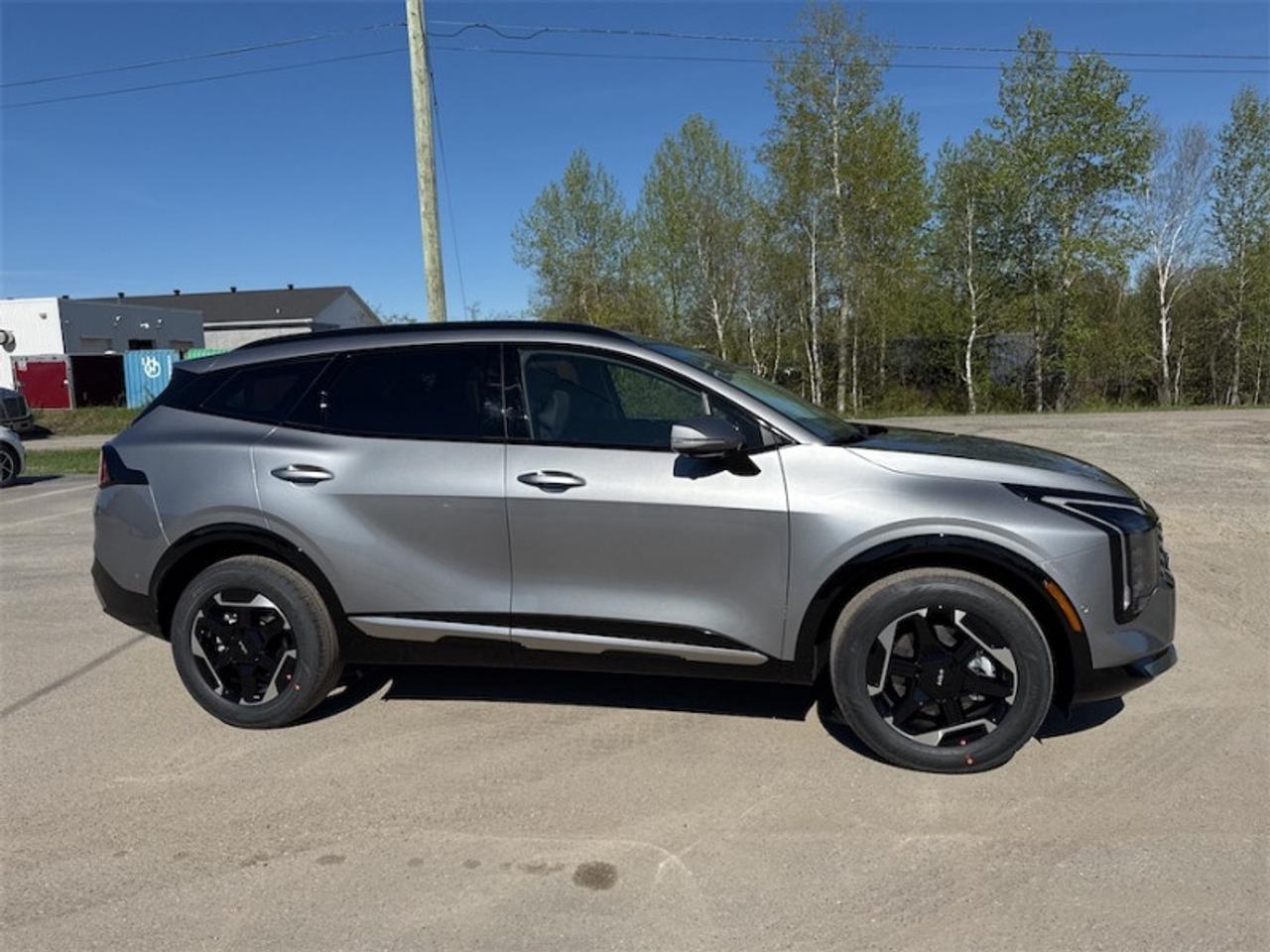 2026 Kia Sportage Hybrid SX AWD w/Black Interior  - $349 B/W Photo