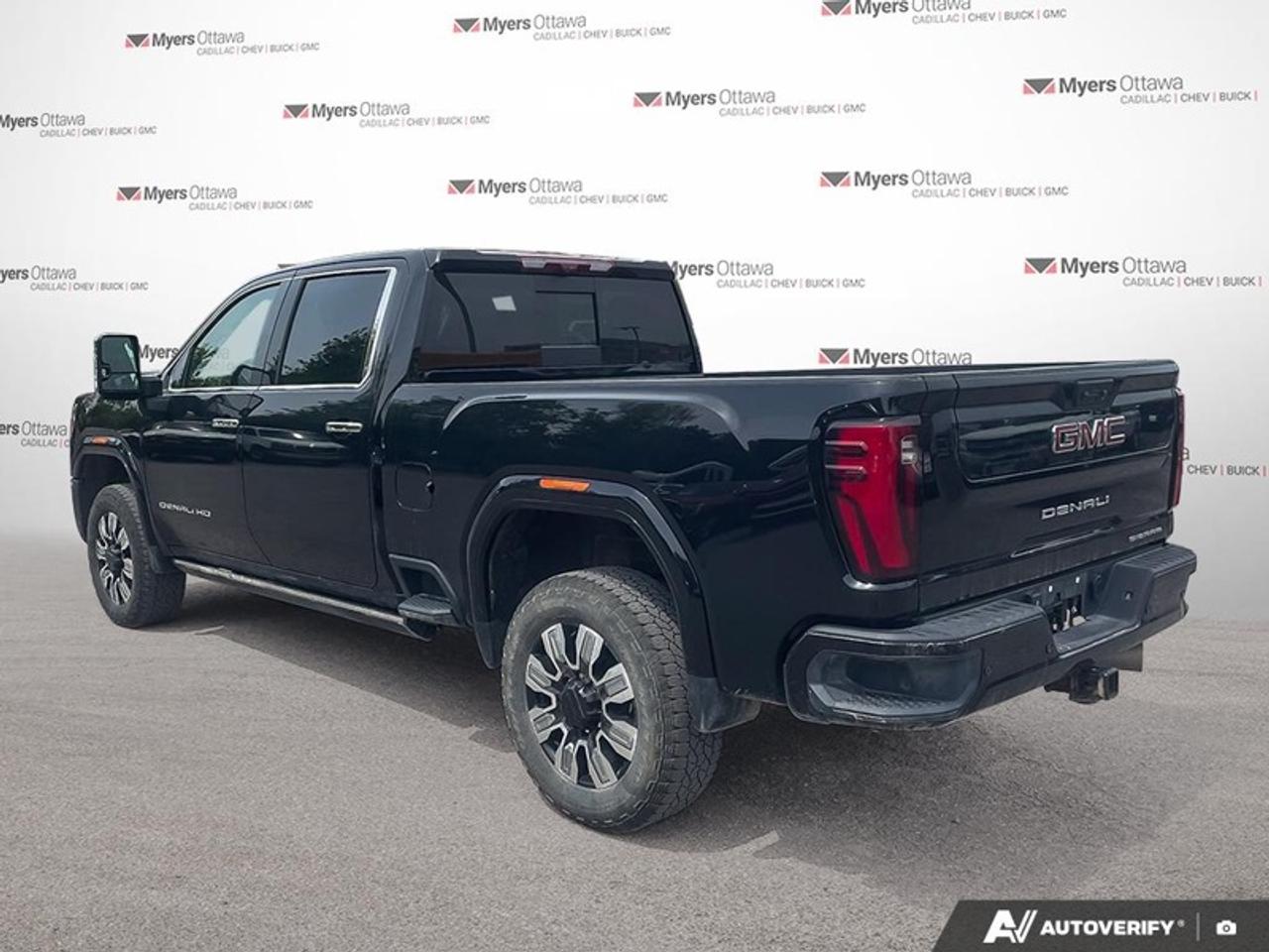 2025 GMC Sierra 2500 HD Denali  - Cooled Seats Photo