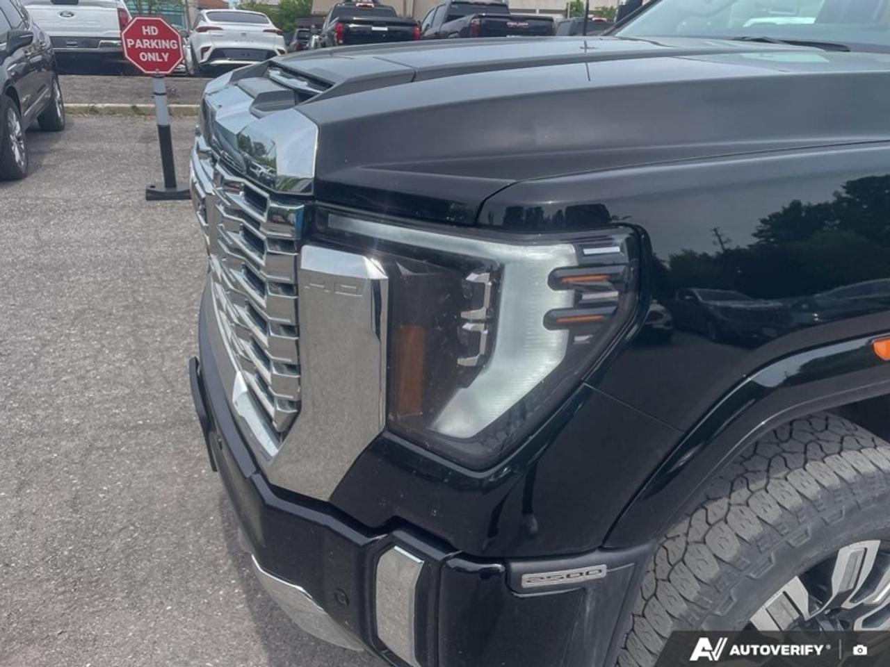 2025 GMC Sierra 2500 HD Denali  - Cooled Seats Photo