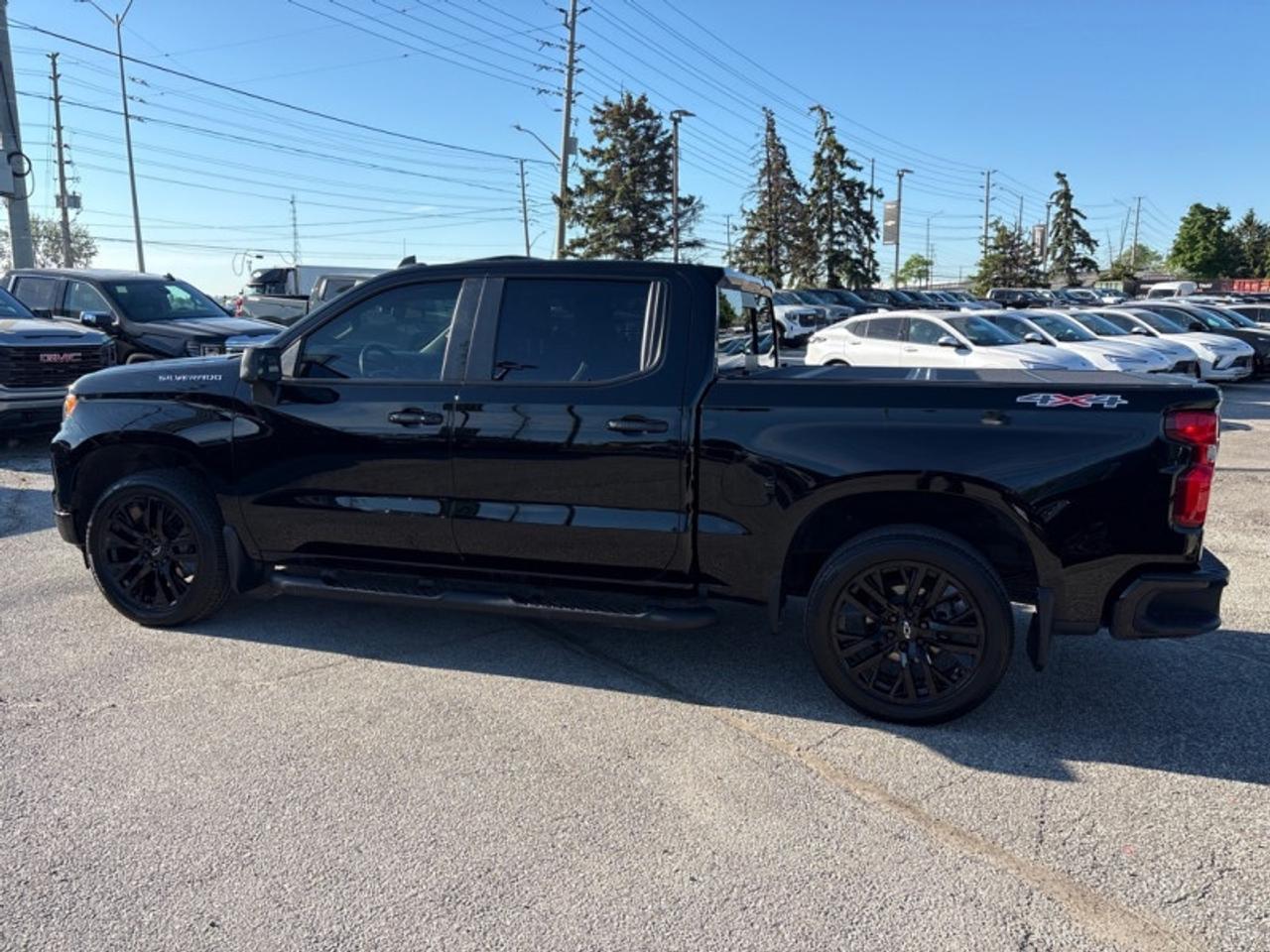 2024 Chevrolet Silverado 1500 RST  LTHR|SUNROOF|22'S Photo4