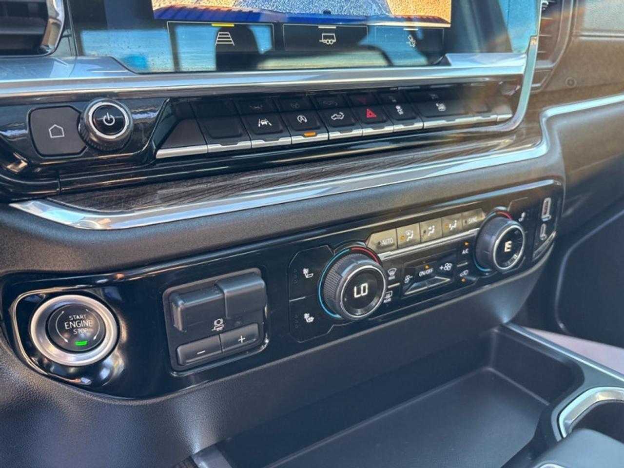 2024 Chevrolet Silverado 1500 RST  LTHR|SUNROOF|22'S Photo