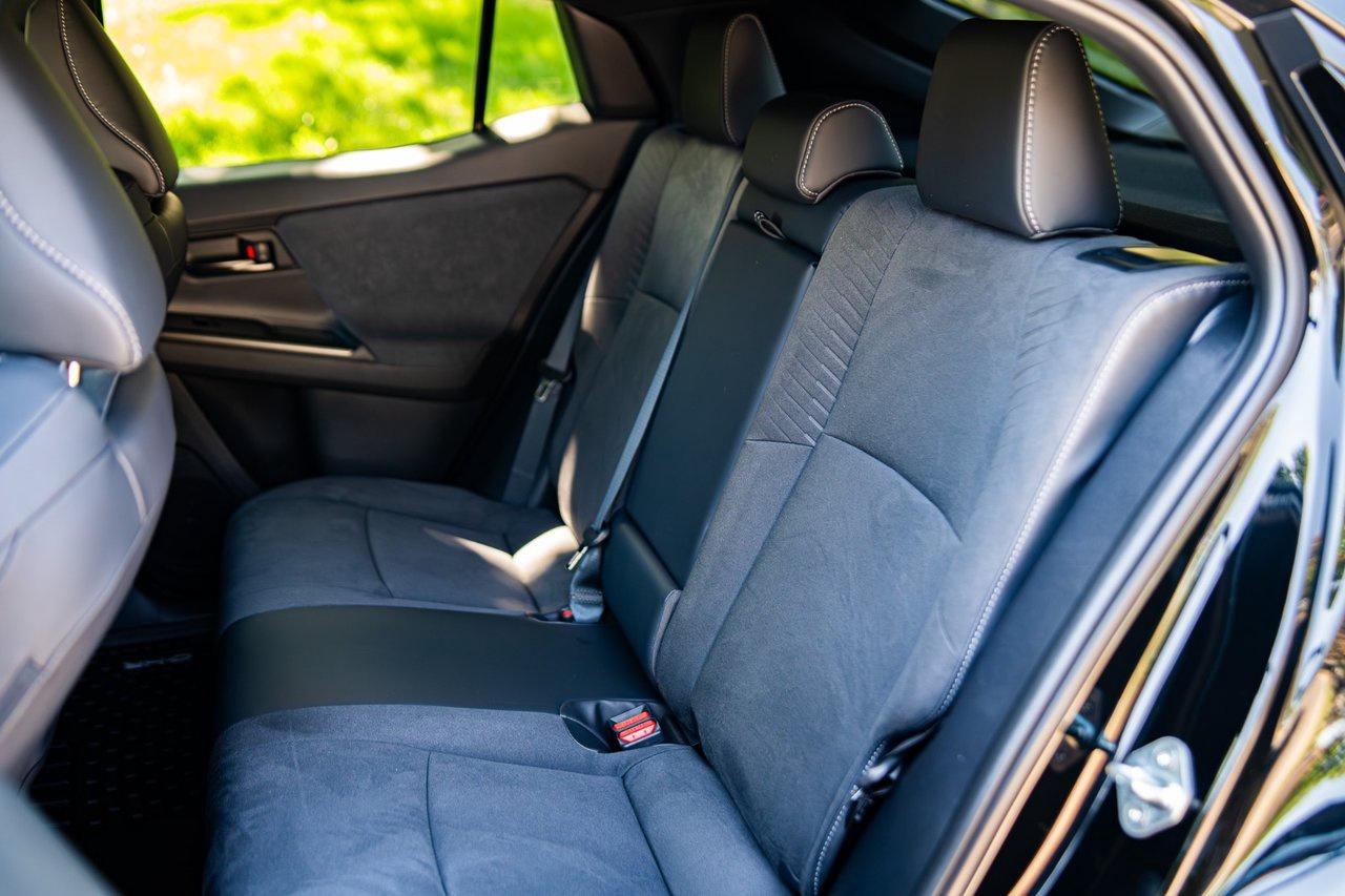 2026 Toyota C-HR XSE PREMIUM PACKAGE Photo