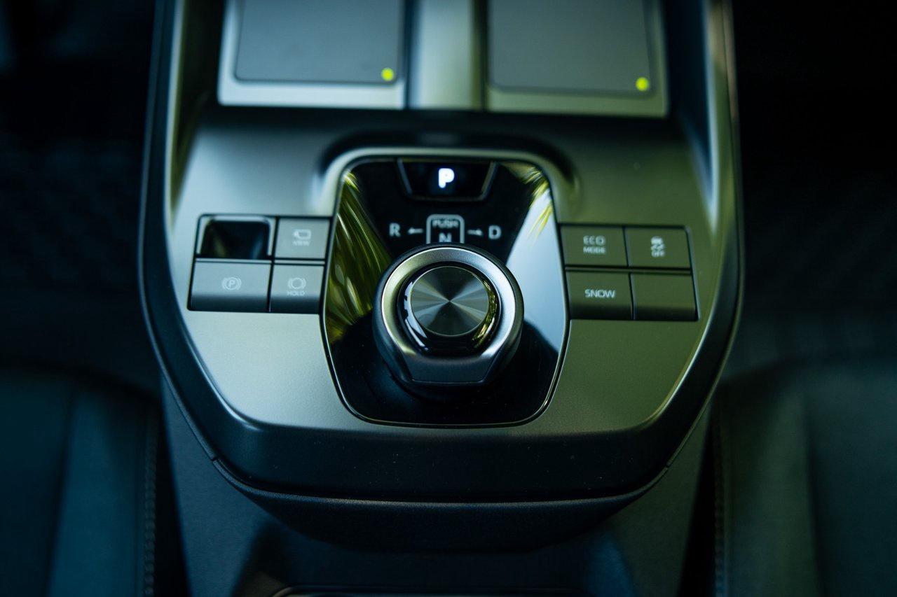 2026 Toyota C-HR XSE PREMIUM PACKAGE Photo