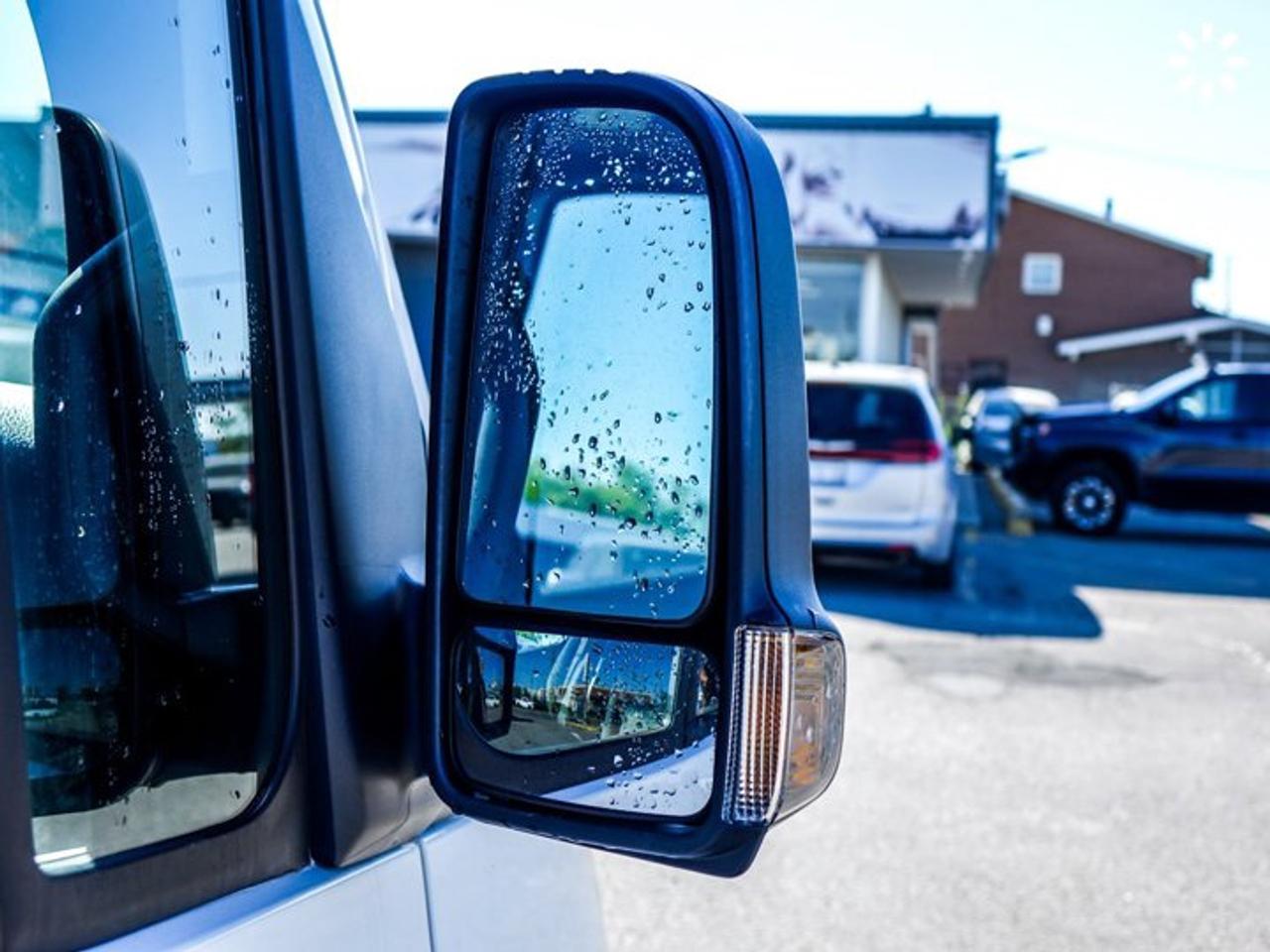 2025 Mercedes-Benz Sprinter Cargo Van 2500 Standard Roof I4 Diesel 144" 3 Seater Apple Carplay Photo