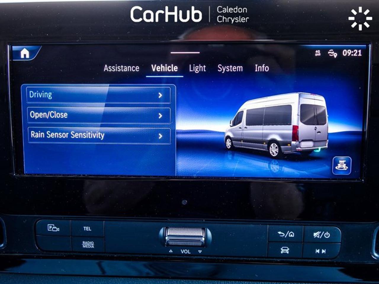 2025 Mercedes-Benz Sprinter Cargo Van 2500 Standard Roof I4 Diesel 144" 3 Seater Apple Carplay Photo