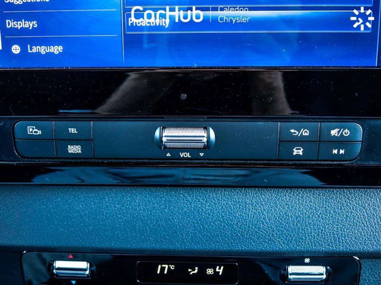 2025 Mercedes-Benz Sprinter Cargo Van 2500 Standard Roof I4 Diesel 144" 3 Seater Apple Carplay Photo