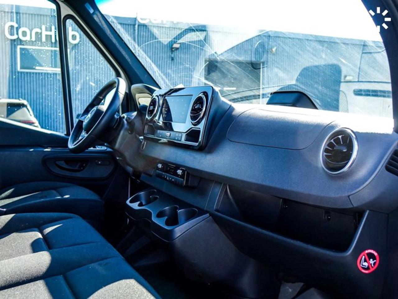 2025 Mercedes-Benz Sprinter Cargo Van 2500 Standard Roof I4 Diesel 144" 3 Seater Apple Carplay Photo